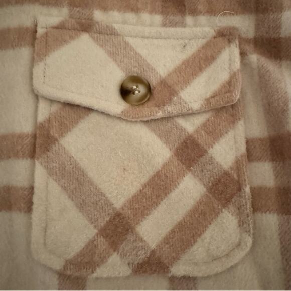 Thread & Supply Tullis Shacket for Women in Cream/Tan - Picture 4 of 13